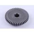 Arborele angrenajului reductorului adaptor TATA Z-43 (roți 12)