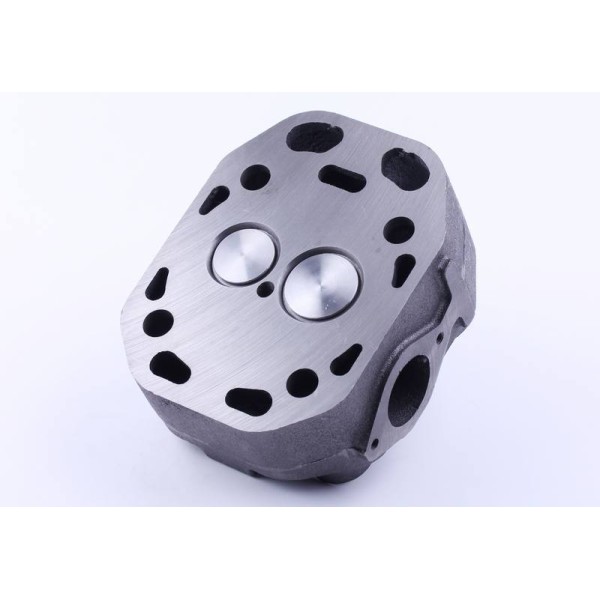 Ansamblu chiulasa TATA pentru motor diesel ZS/ZH1100 Ansamblu chiulasa TATA pentru motor diesel ZS/ZH1100